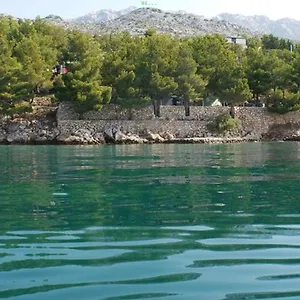 camping-pinus.hotelinzadar.com/